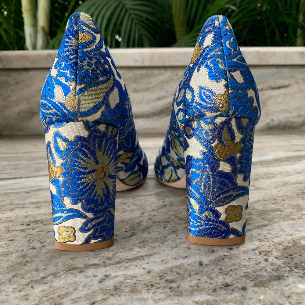Tory Burch Round-toe Pump - Picture 5 of 8